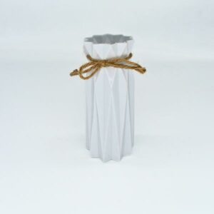 Daisy Plastic Vase